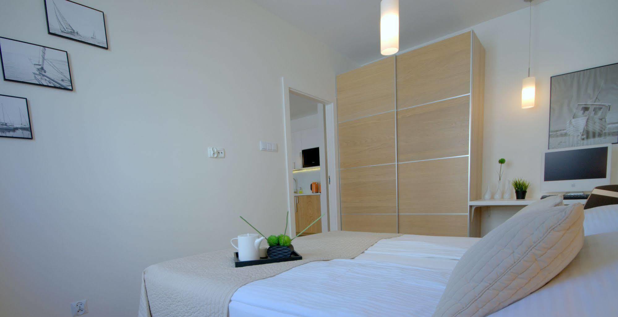 Irs Royal Apartments Apartamenty Irs Trzy Zagle Gdańsk Eksteriør billede
